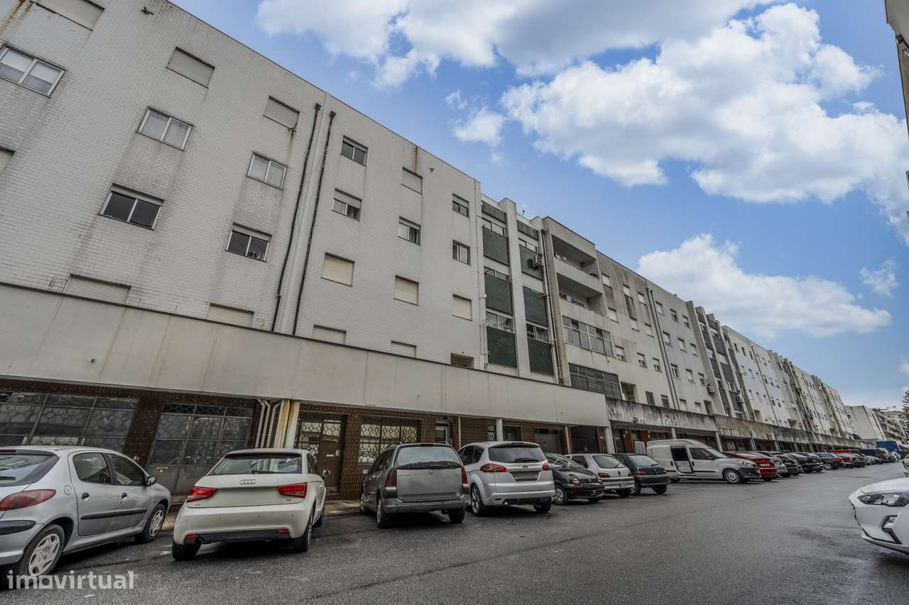 Apartamento T3 Remodelado no Centro de Braga-29