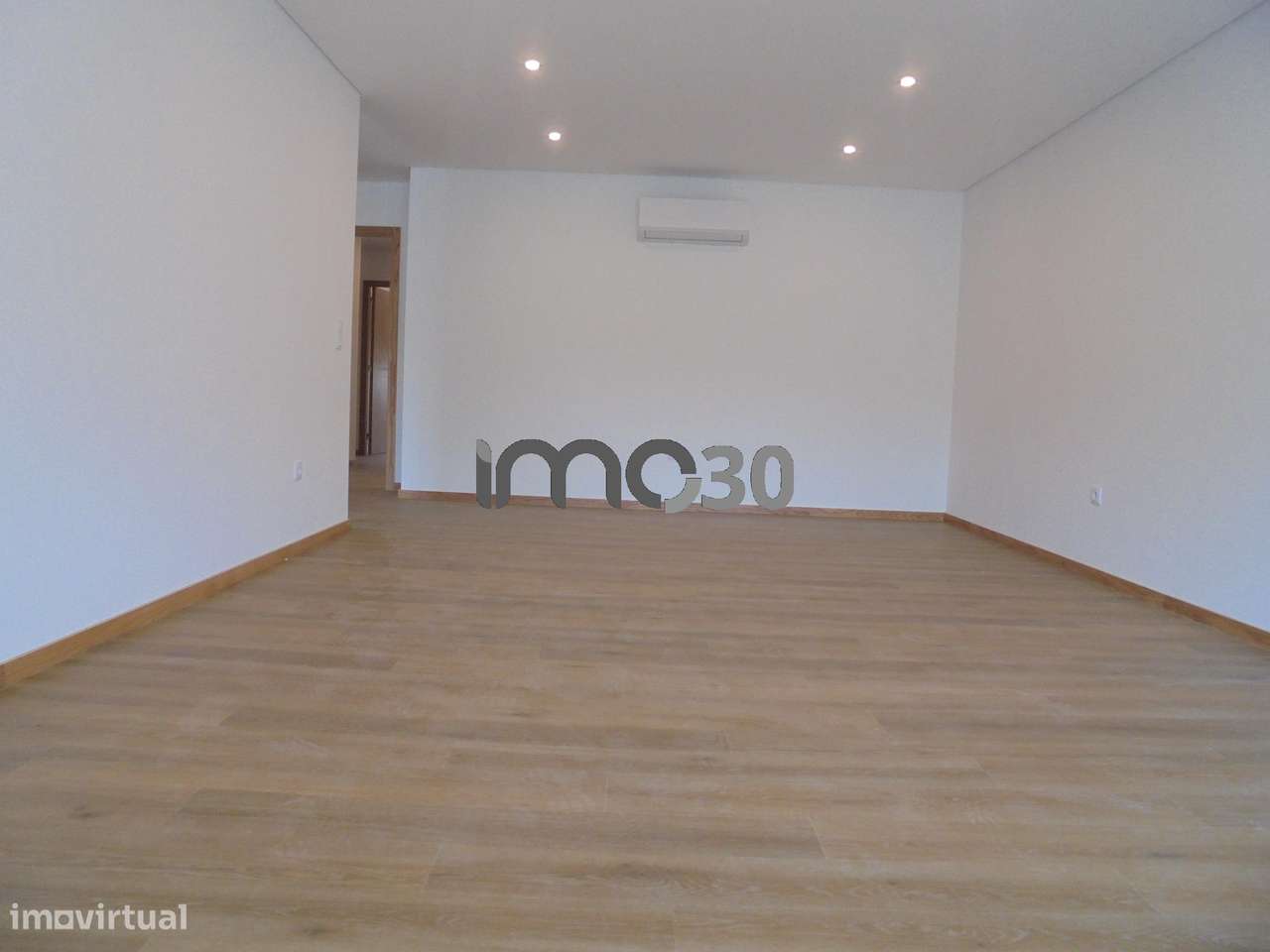 T3 novo com terraço pronto habitar Centro de Rio Tinto-8