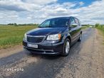 Chrysler Town & Country 3.6 Limited - 19