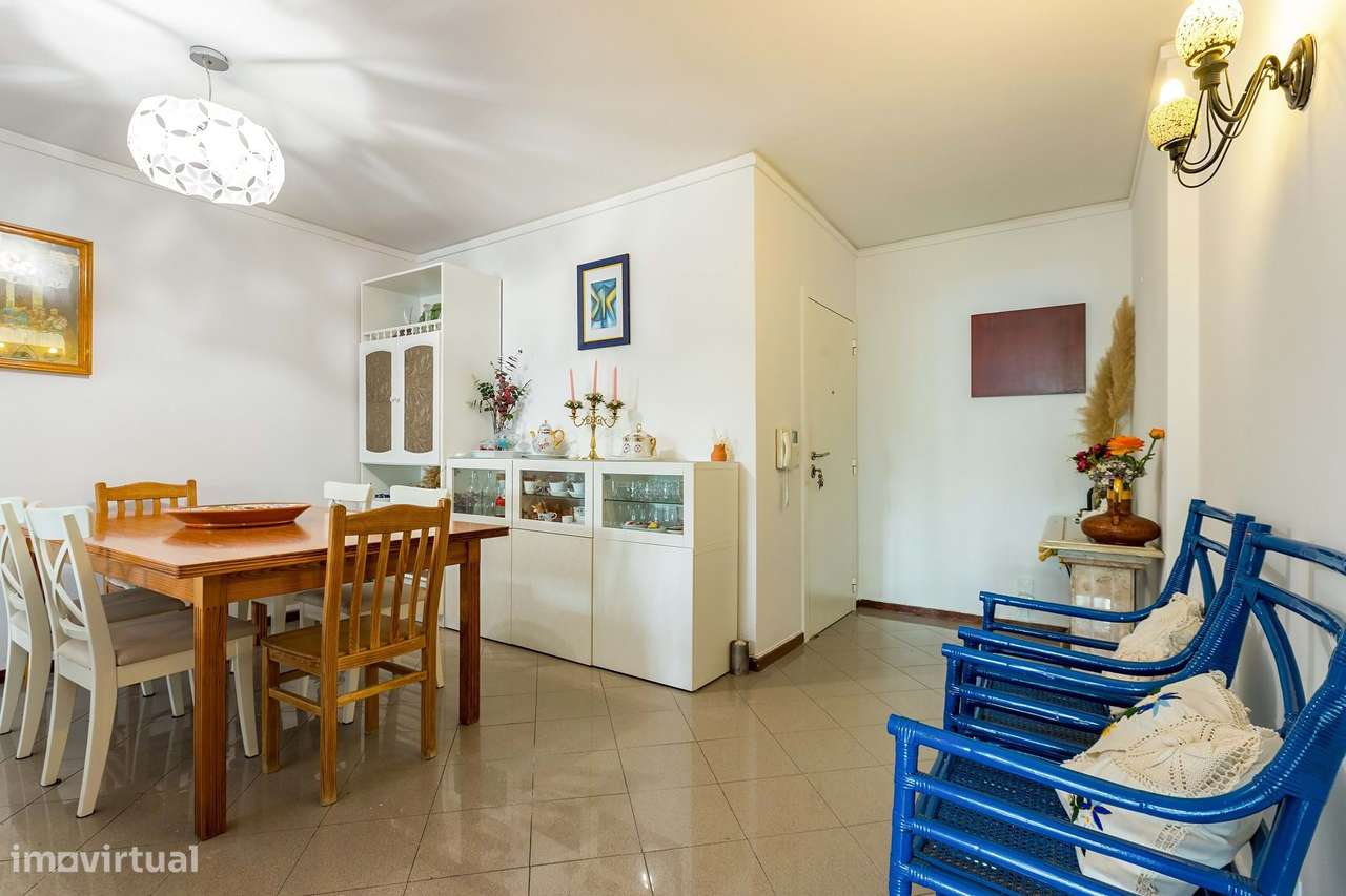 T3 c/ 120 m², Marquise e Arrecadação / Santo António dos Cavaleiros-20
