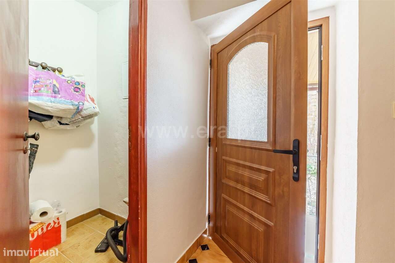 Moradia Isolada T4 / Fundão, Vales Pêro Viseu-9