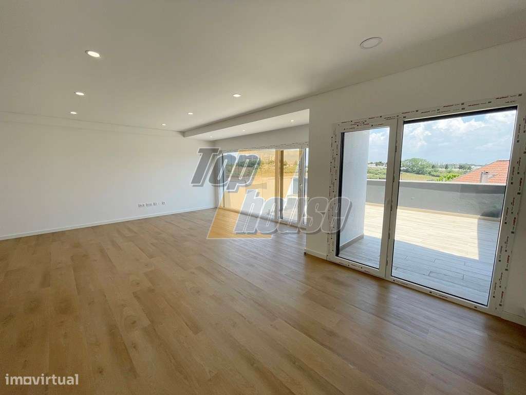 Moradia em banda V4 + 1 - Caparica - Grande imagem: 4/48