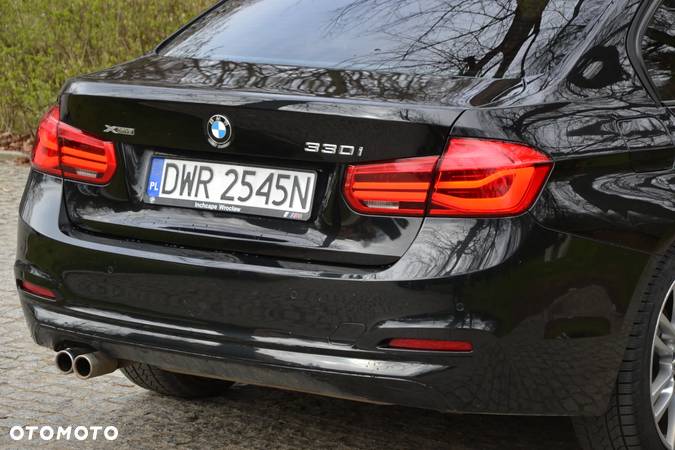 BMW Seria 3 330i GPF Luxury Line Purity - 9