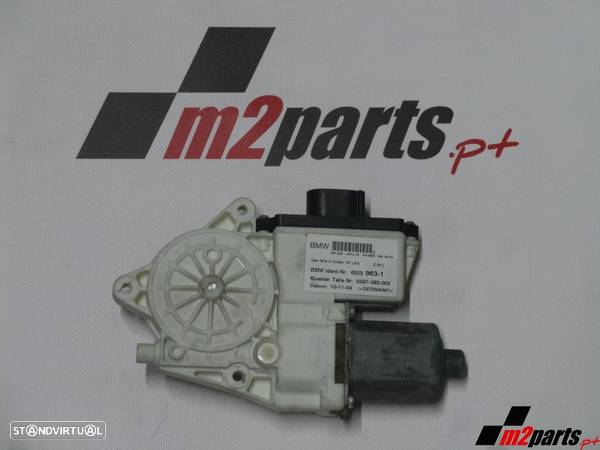 Motor elevador Esquerdo/Frente Seminovo/ Original BMW X3 (E83) 67626925963 - 1