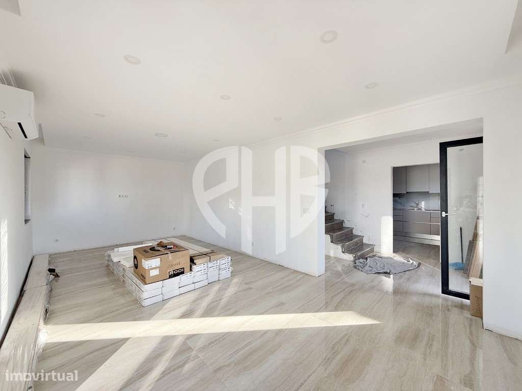Moradia Isolada T4 Nova com Piscina Aquecida | Caparica | Conclusão...-9