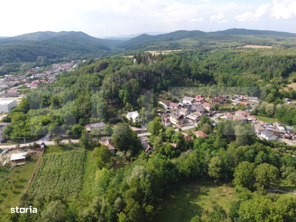 Casa de vacanta, de vanzare, cu 4 camere, 165 mp, zona Vulcana Pandele - Imagine principală: 5/14