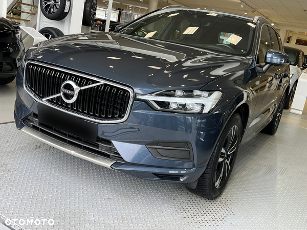 Volvo XC 60 D5 AWD Momentum - 3