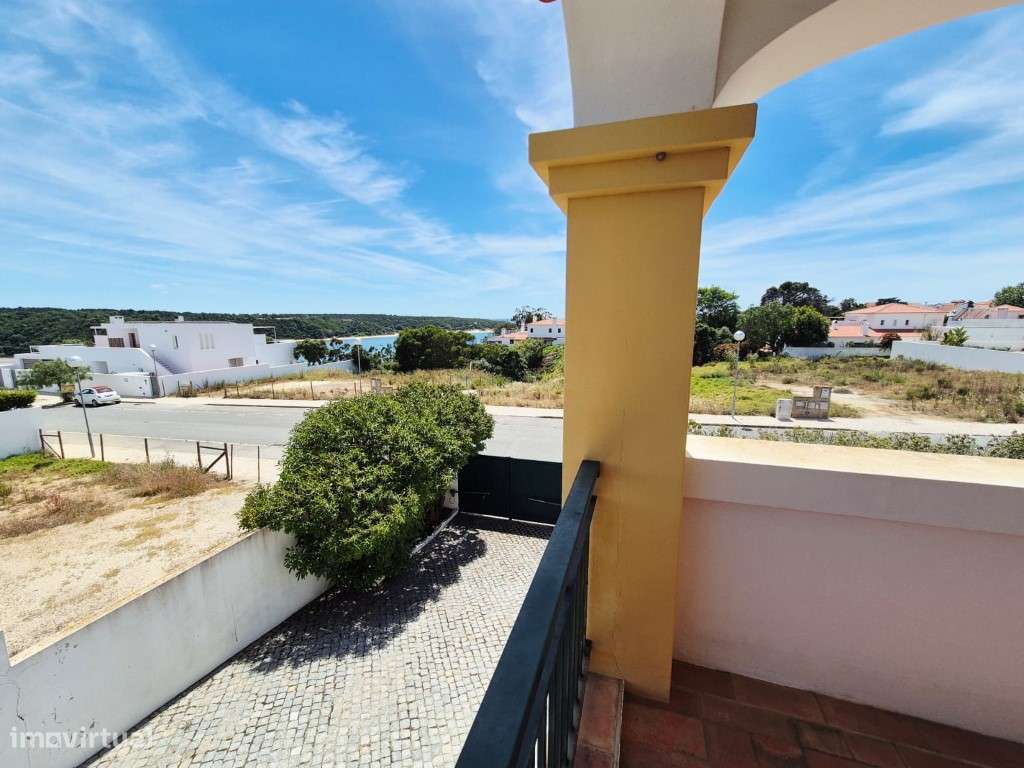 Moradia exclusiva com vista rio em Vila Nova de Milfontes-58