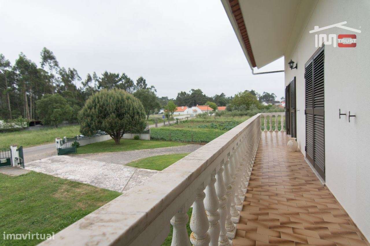 EXCELENTE MORADIA T4 R/C E 1º ANDAR EM DEMO SÃO MAMEDE BATALHA-30