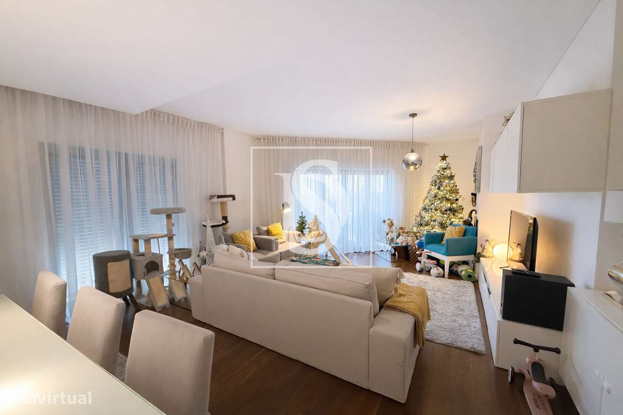 Apartamento T4 - Torres Novas-5