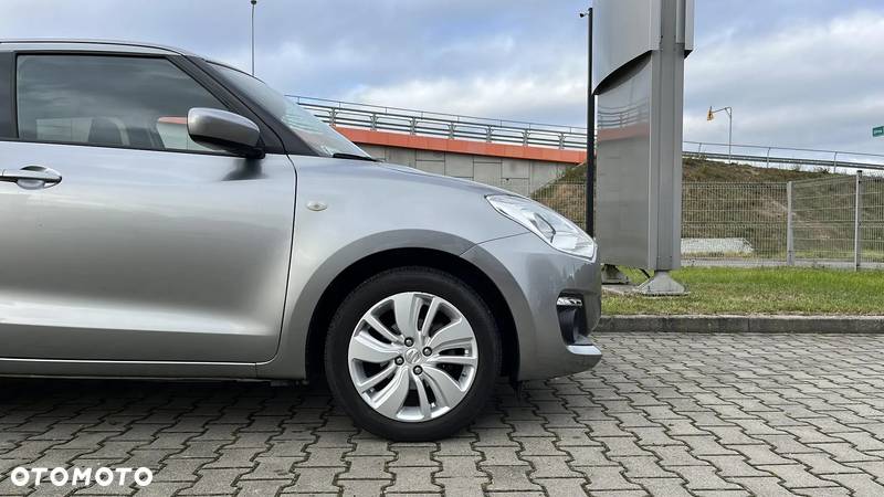 Suzuki Swift 1.2 Premium Plus - 34