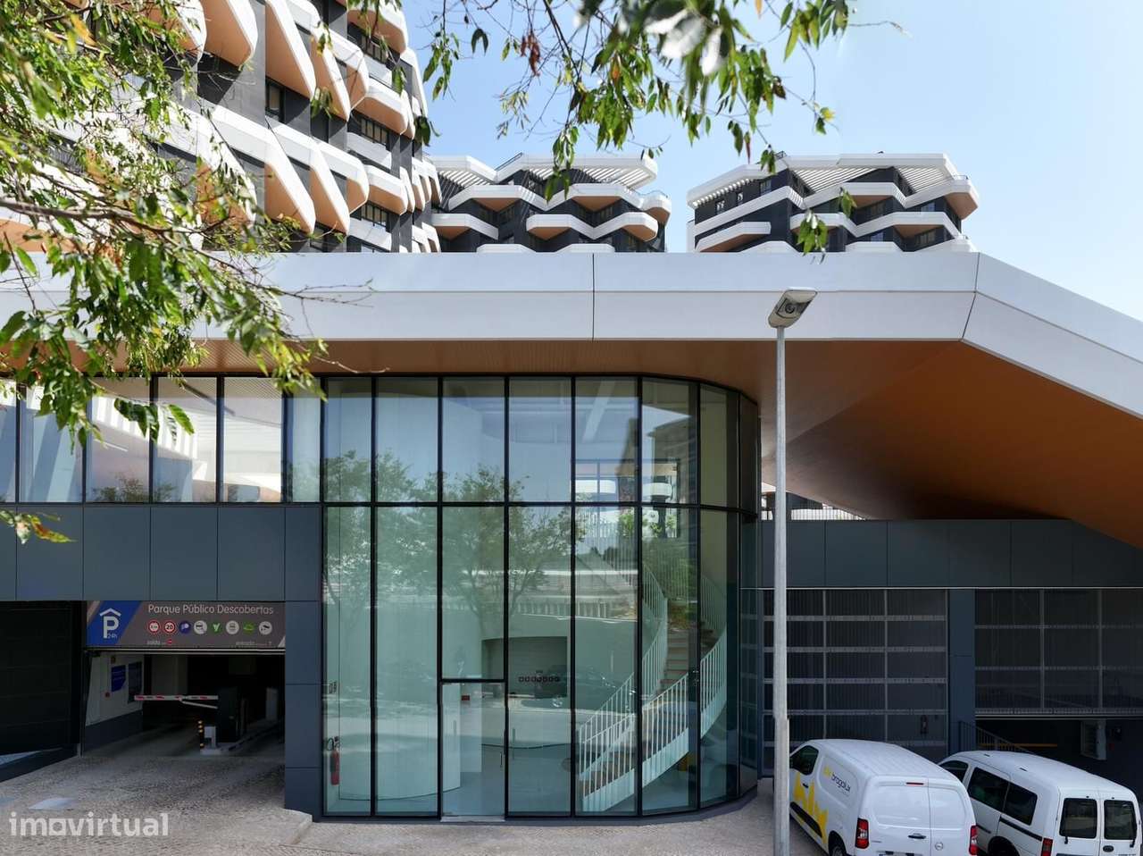 Apartamento T4 com estacionamento, Parque das Nações, Lisboa-13