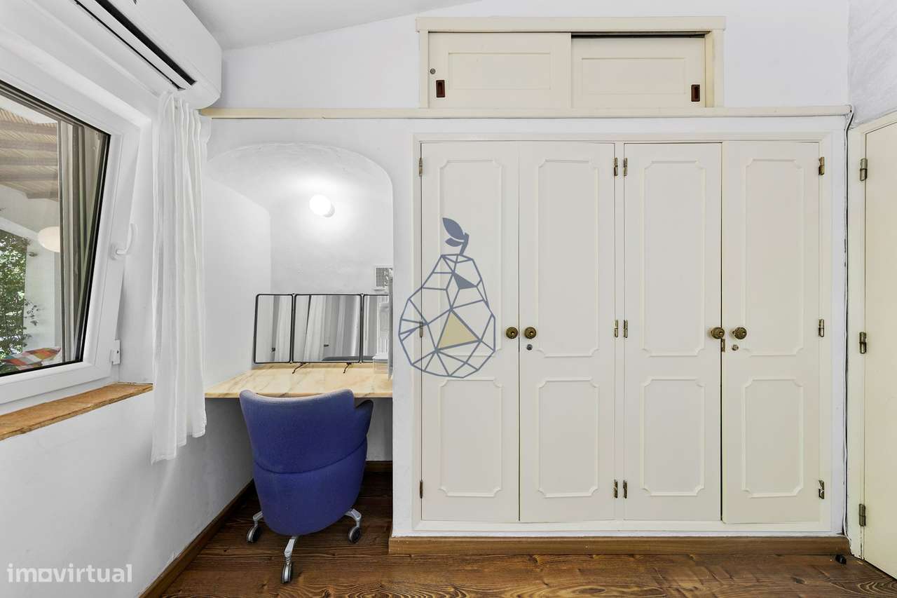 Moradia T3 com Piscina e Jardim + Anexo Urbanização Serra e Mar - Port-30