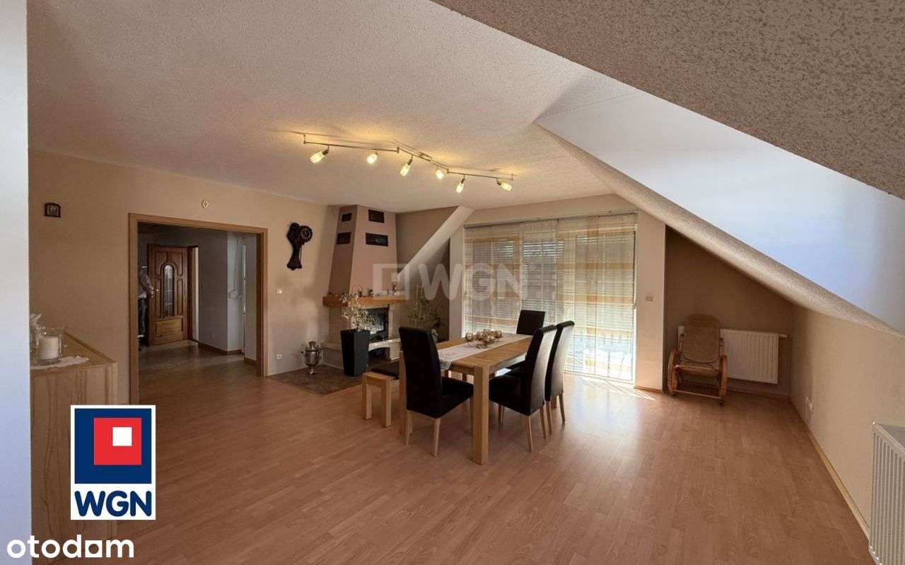 Dom, 345 m², Wrocław-1