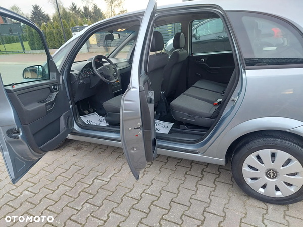 Opel Meriva 1.6 Cosmo - 17