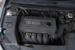 Toyota Avensis 1.8 VVT-i Combi Sol - 17