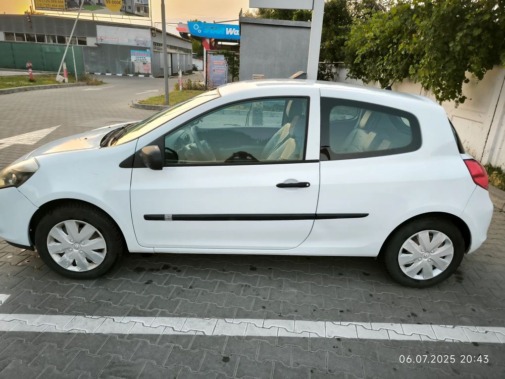 Renault Clio III [2005 - 2013] III 1.5dCi Authentique 2010