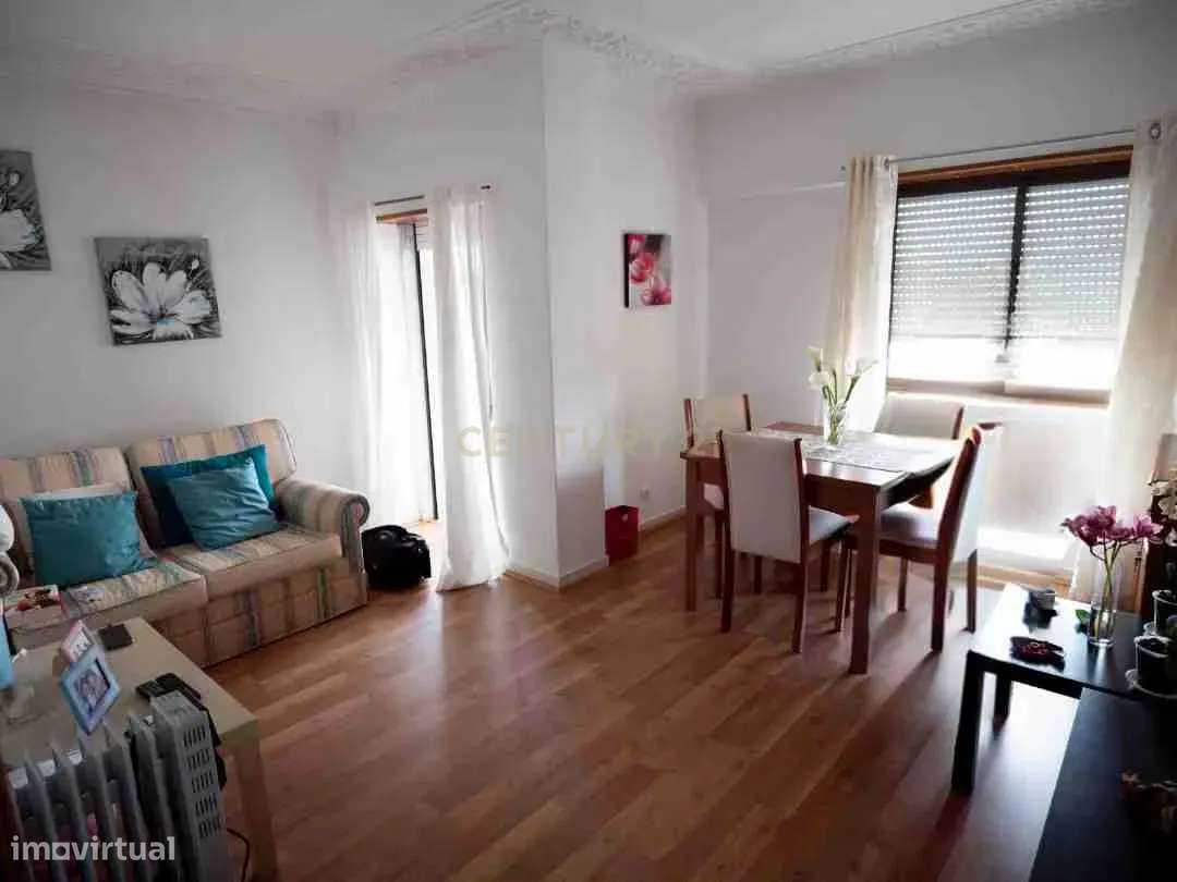 Venda de Apartamento T1 - Cacém - Grande imagem: 2/23