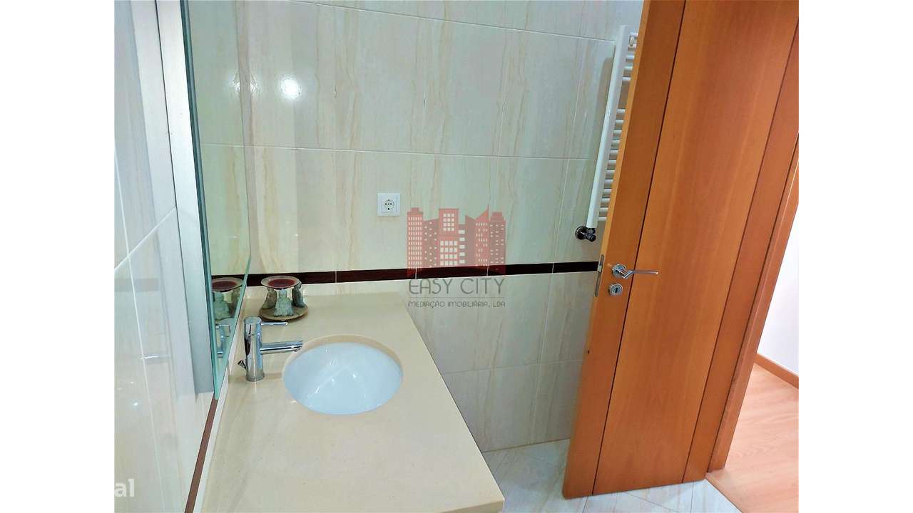 Apartamento T3 em Colinas do Cruzeiro-26