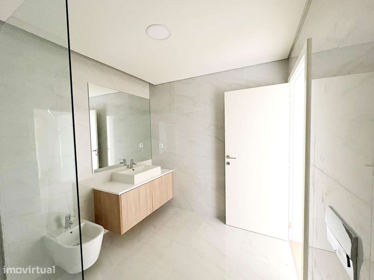 T2 novo c/ estacionamento e varanda - URBANIZAÇÃO MOINHOS DO...-34