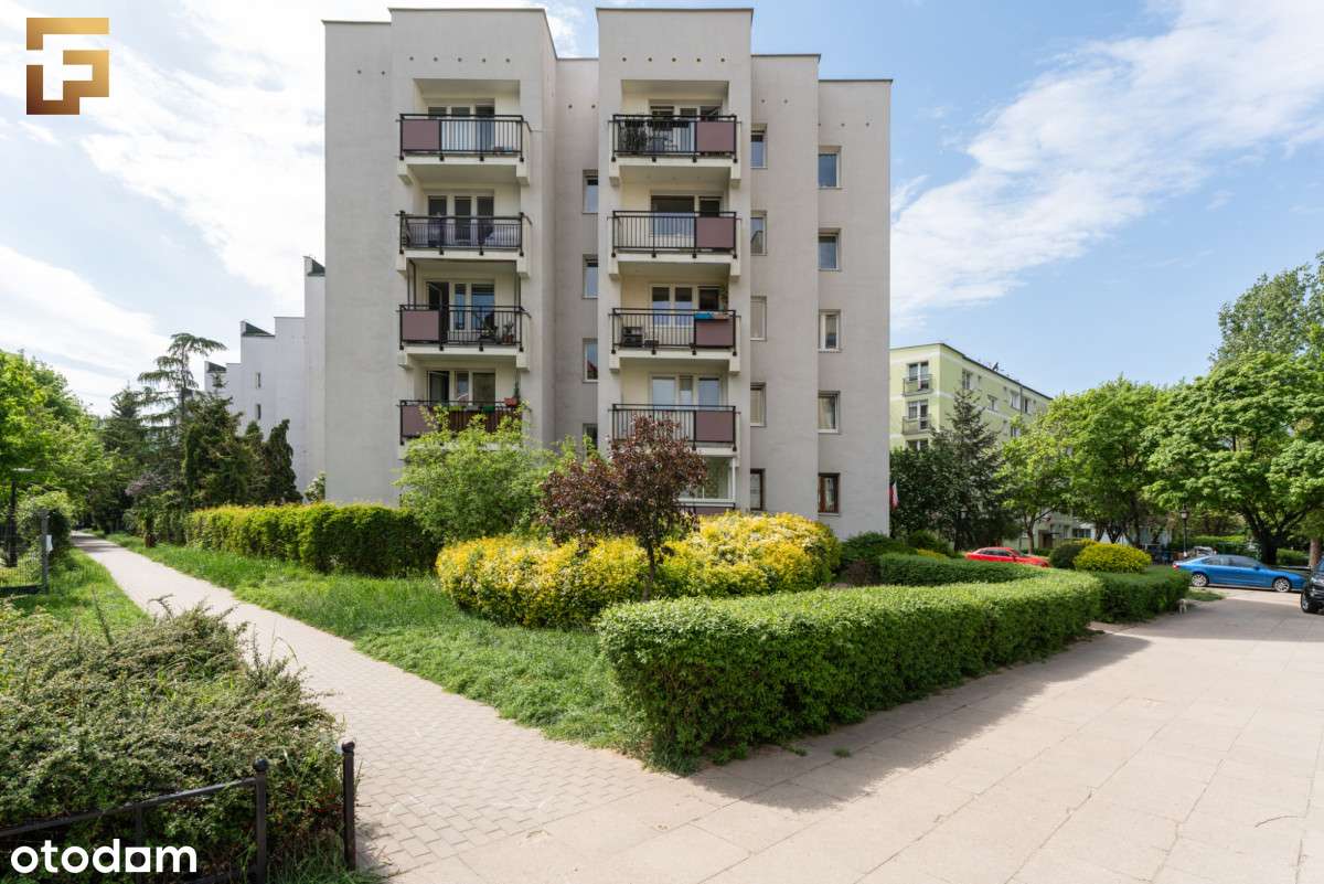 3-pokojowe mieszkanie na Grochowie DO Remontu-17