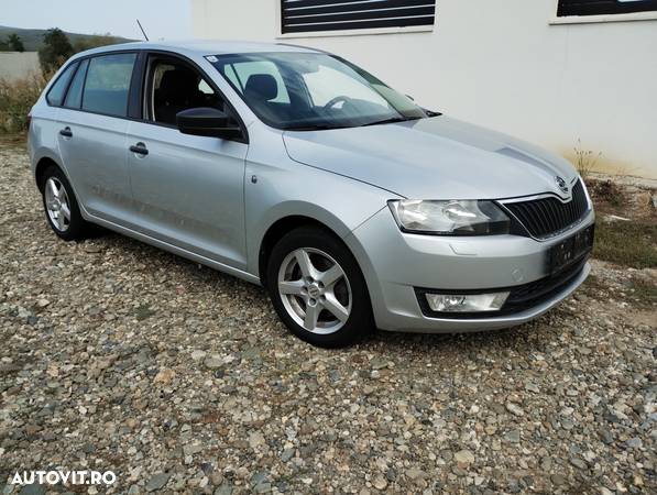 Skoda RAPID 1.6 TDI DSG Active - 6