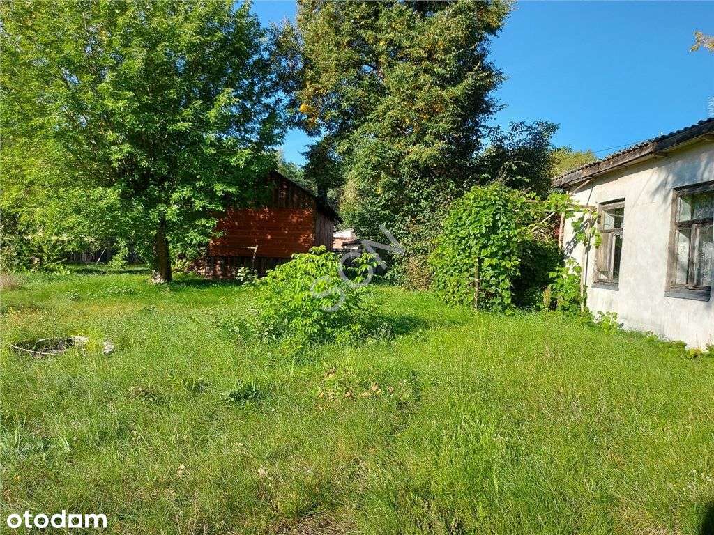 Działka z budynkami wśród zabudowy jednorodzinnej. - Pełny obrazek: 3/12