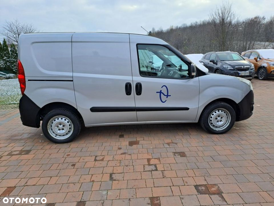 Opel Combo - 11