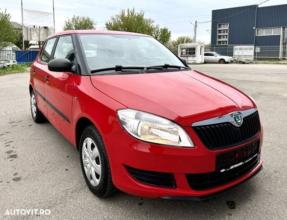 Skoda Fabia 1.2 HTP Classic - 2