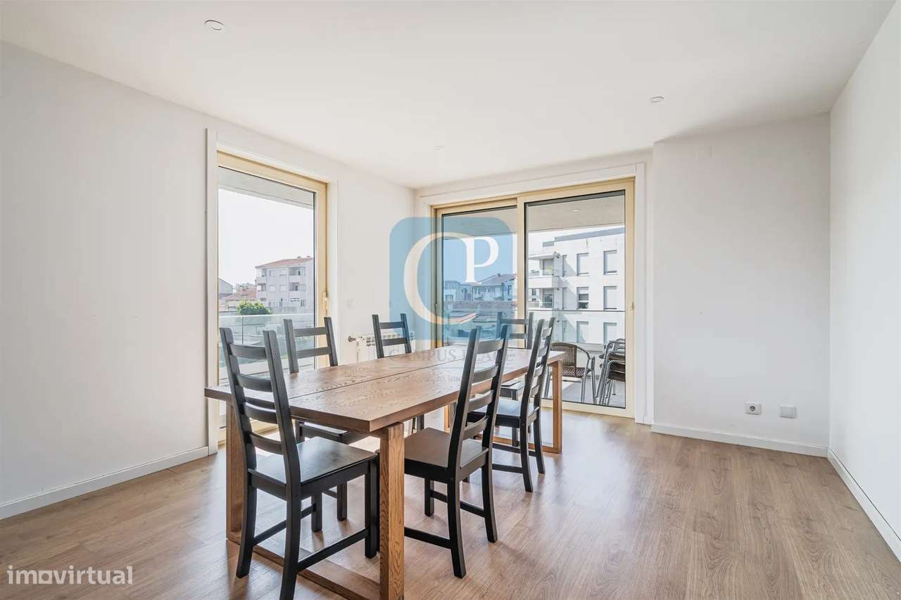 Apartamento T3, no Condomínio fechado Arroteia em Paranhos, Porto - Grande imagem: 4/27