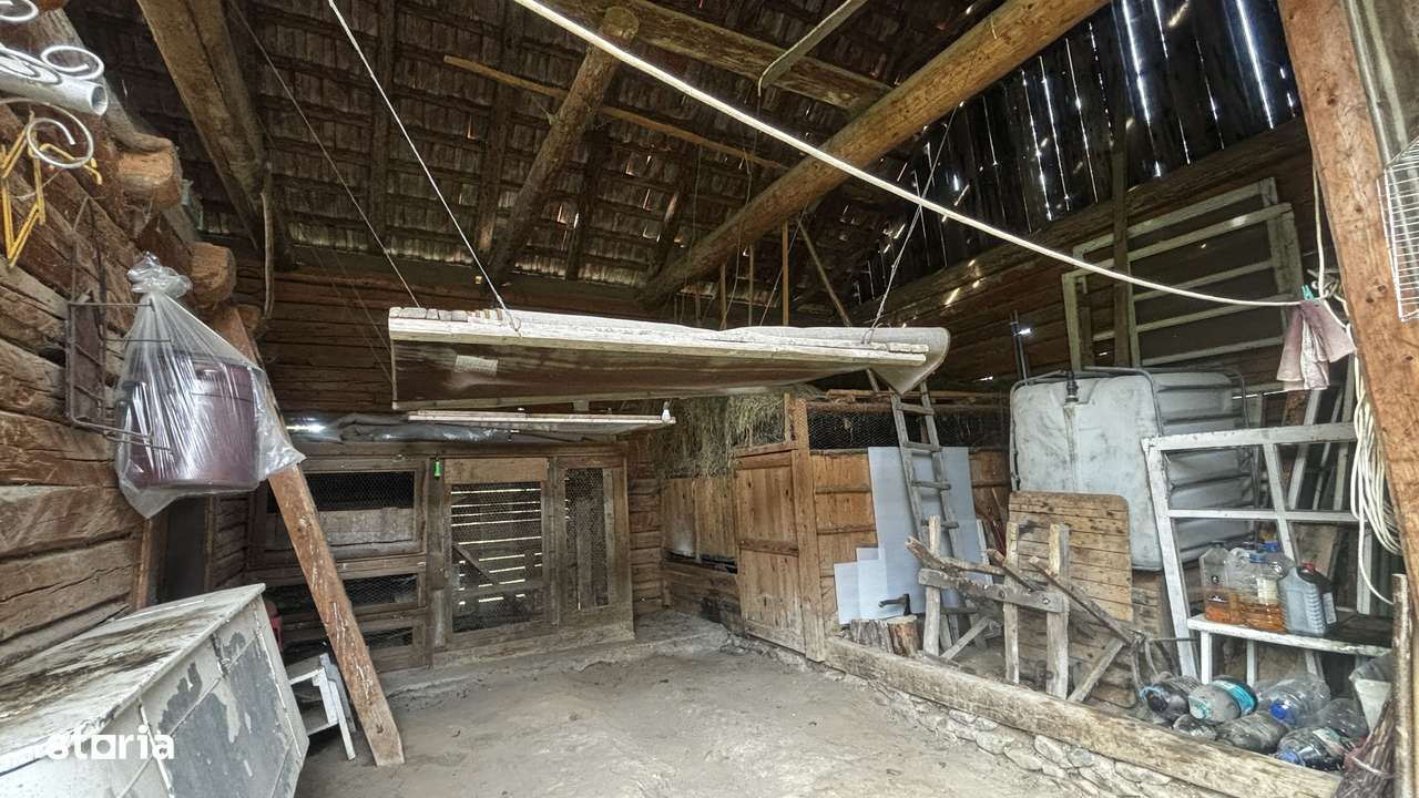 Casă 3 camere 100 M² cu 2360 M² teren-18