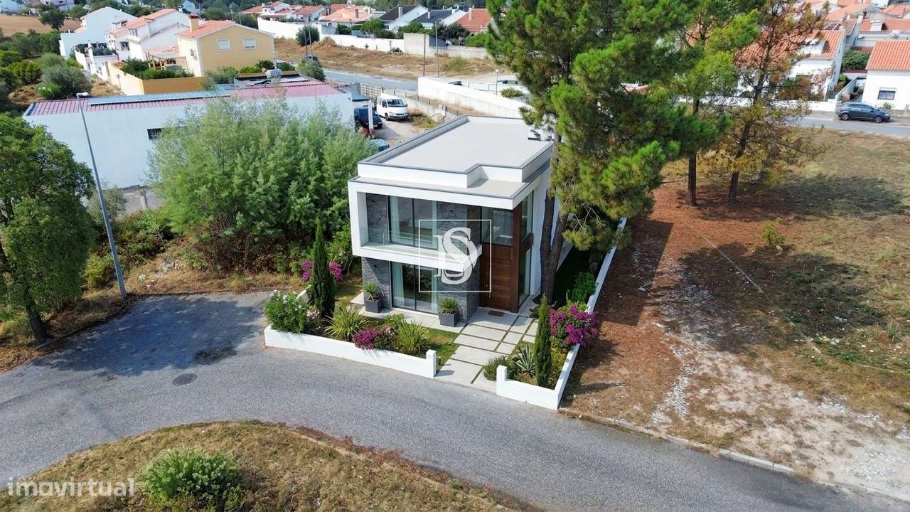 Lote de Terreno  Venda em São Miguel do Rio Torto e Rossio ao Sul do T-5
