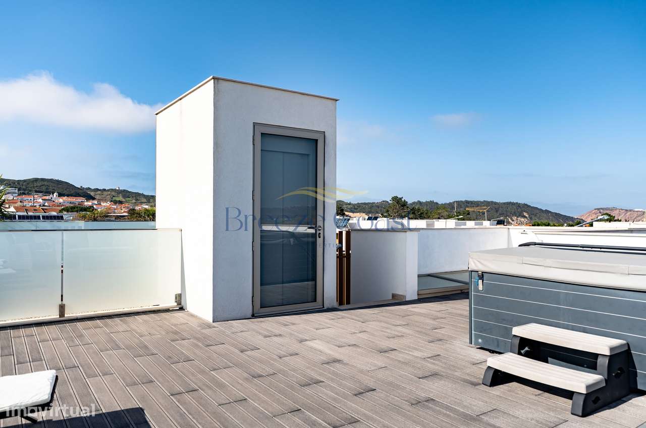 Moradia T4+1 de luxo com elevador-8