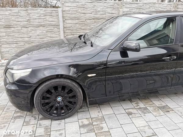 BMW Seria 5 - 16