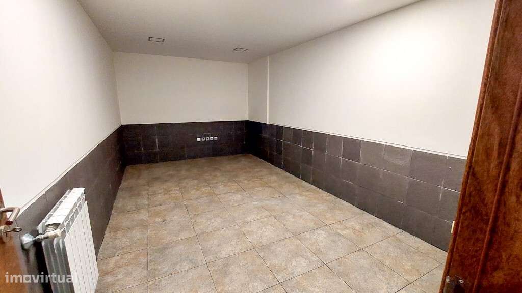 Moradia V4+1 em Banda com Piscina - Dume, Braga-38