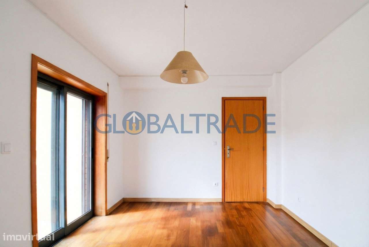 Apartamento T3 Renovado - Condomínio Fechado em Rio Tinto-27