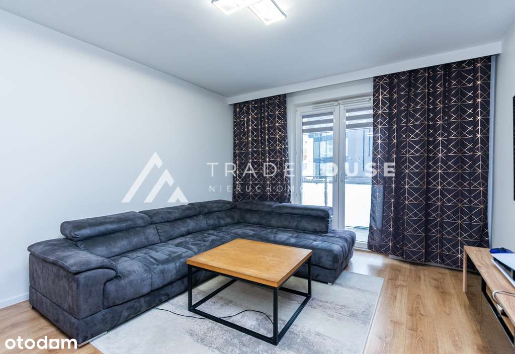 3 pokoje, komórka lokatorska, garaż-6