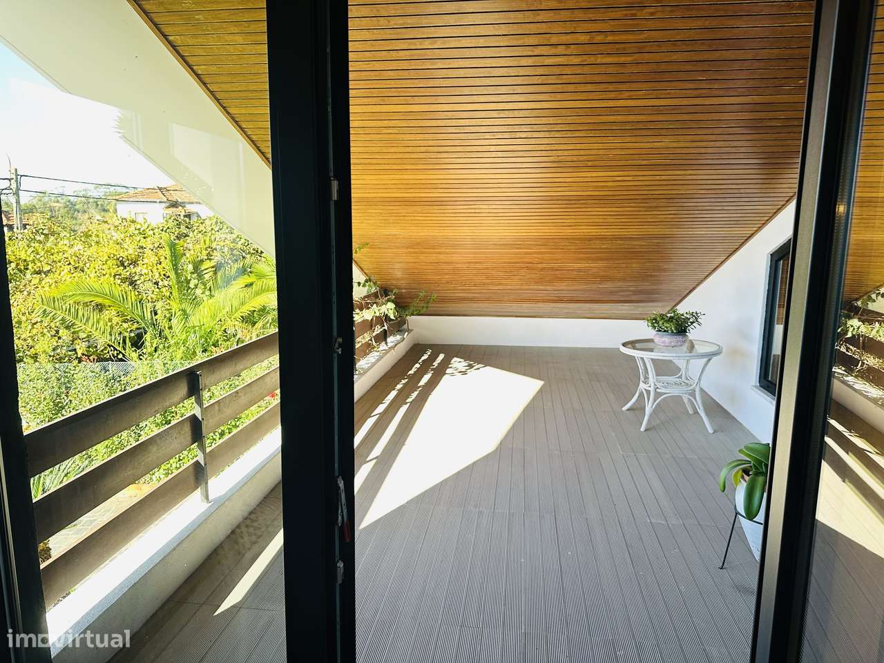 Moradia T4 de charme com grande jardim em zona tranquila-22