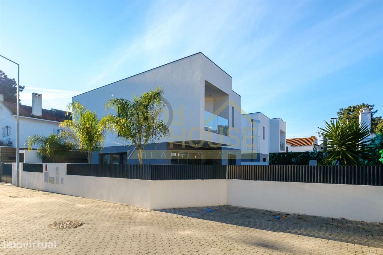 Moradia Isolada V3 com piscina junto à Herdade da Aroeira-43