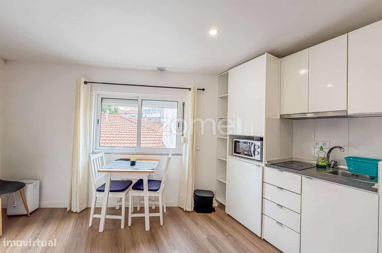 Arrendamento l T0 junto ao metro do Heroísmo - Grande imagem: 4/15