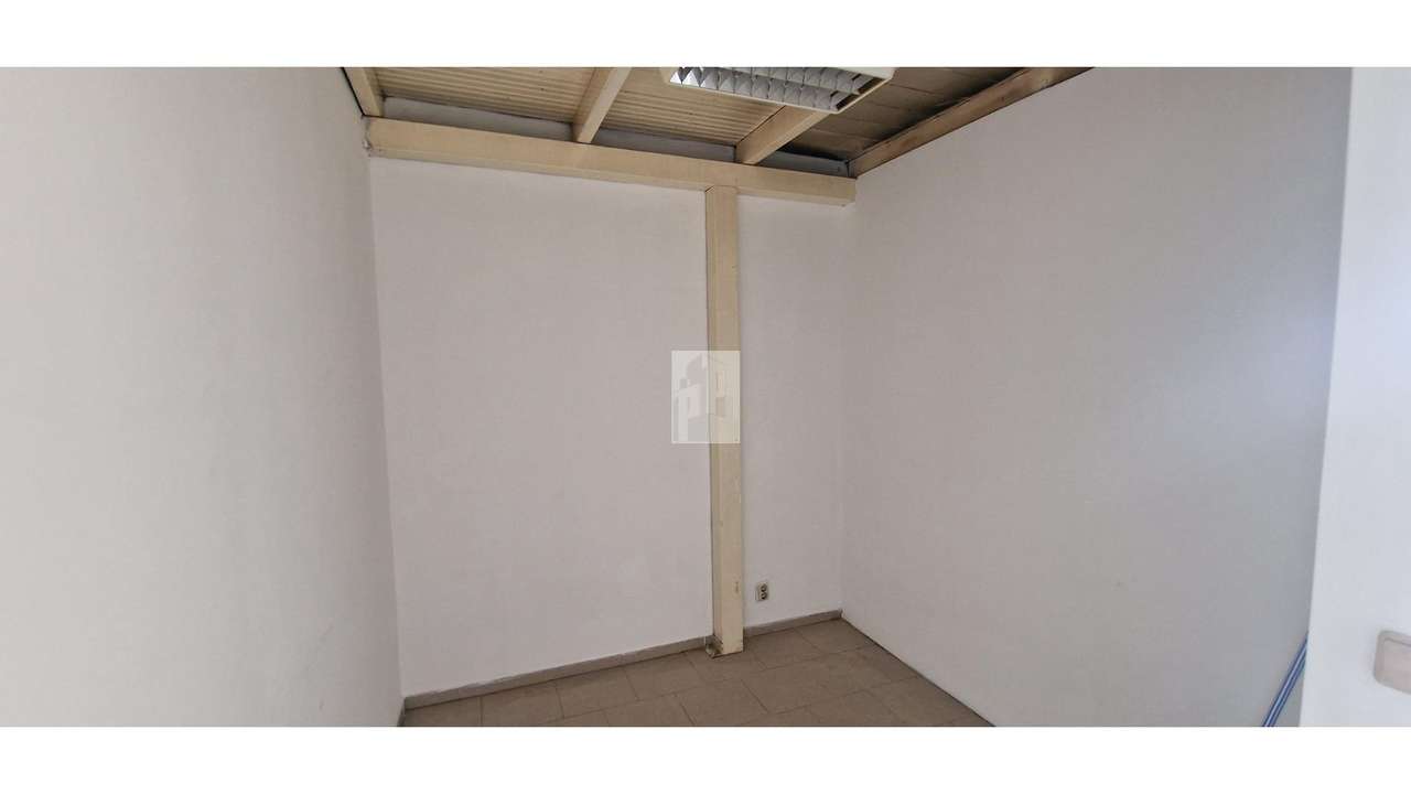 Loja - c/ mezzanine-8