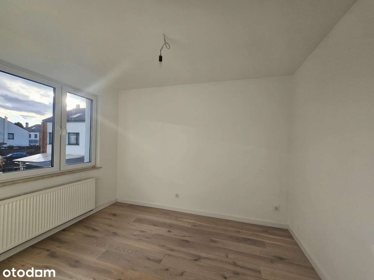 Nowoczesny dom z ogrodem w Kosakowie tuż przy lesie!-16