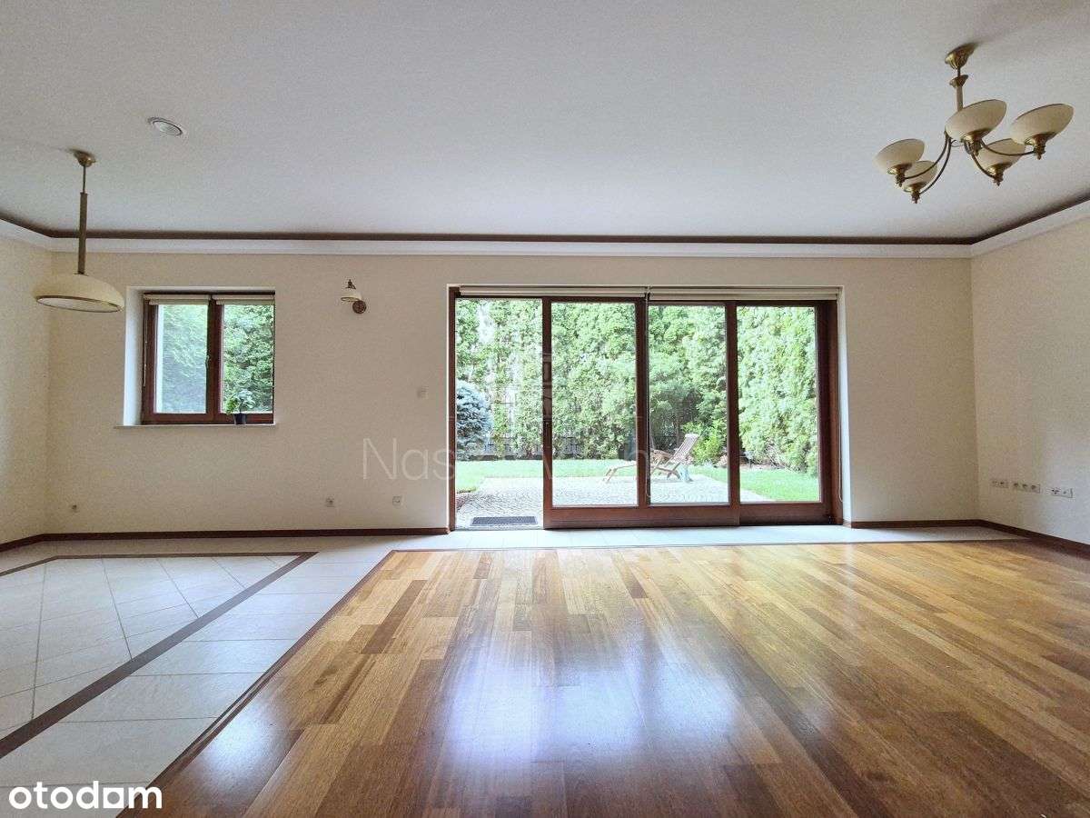 Dwupoziomowy apartament z pięknym ogrodem - Widok 2
