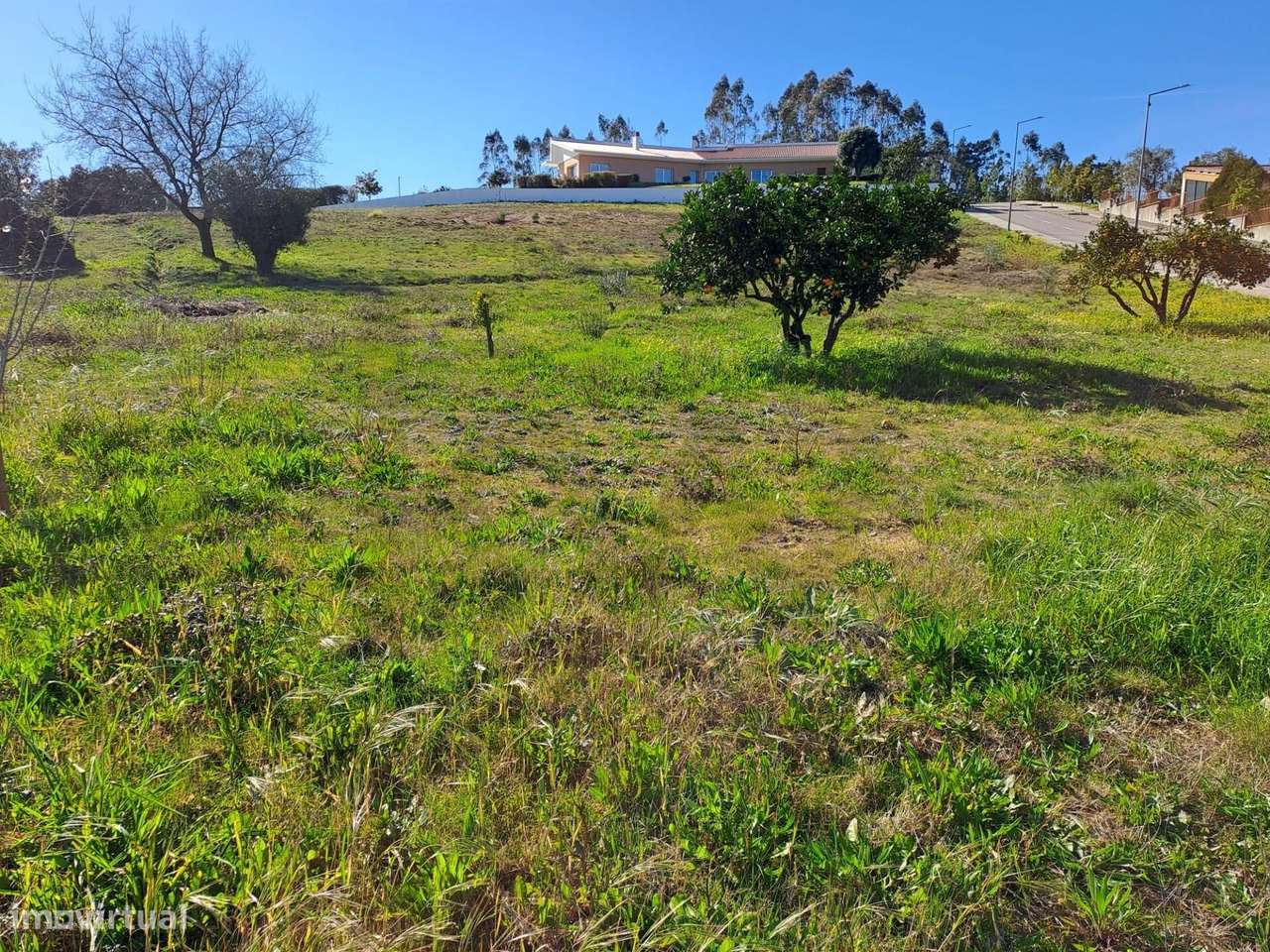 Lote de Terreno para contrução de Moradia até 1050 ABC - Grande imagem: 3/7