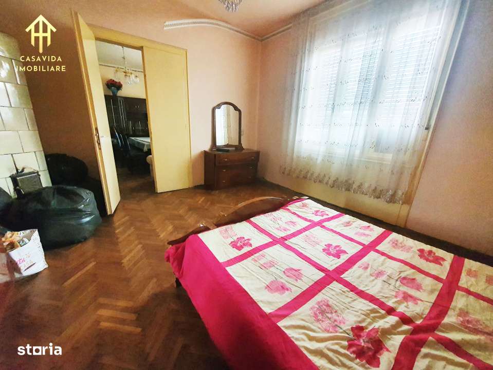 Casa de vanzare in Lugoj, Strada Dorobantilor - Imagine principală: 4/10