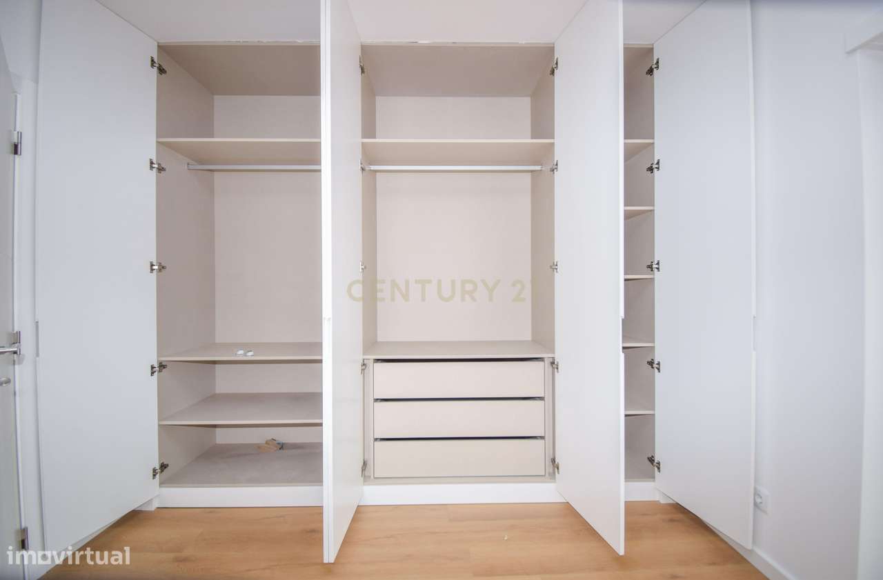 Moradias Condomínio fechado Belas Garden  T2+1 e T3+1-21