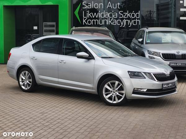 Skoda Octavia 1.8 TSI Style DSG - 6