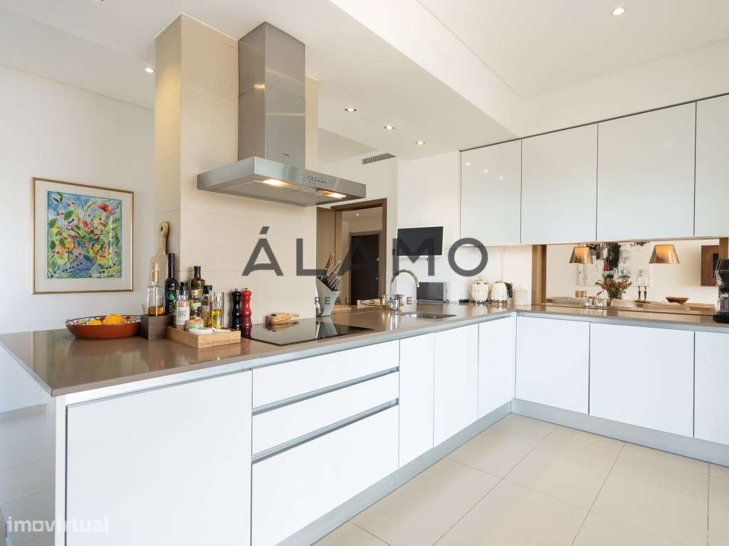 Fabuloso Apartamento T3 com vista mar-11