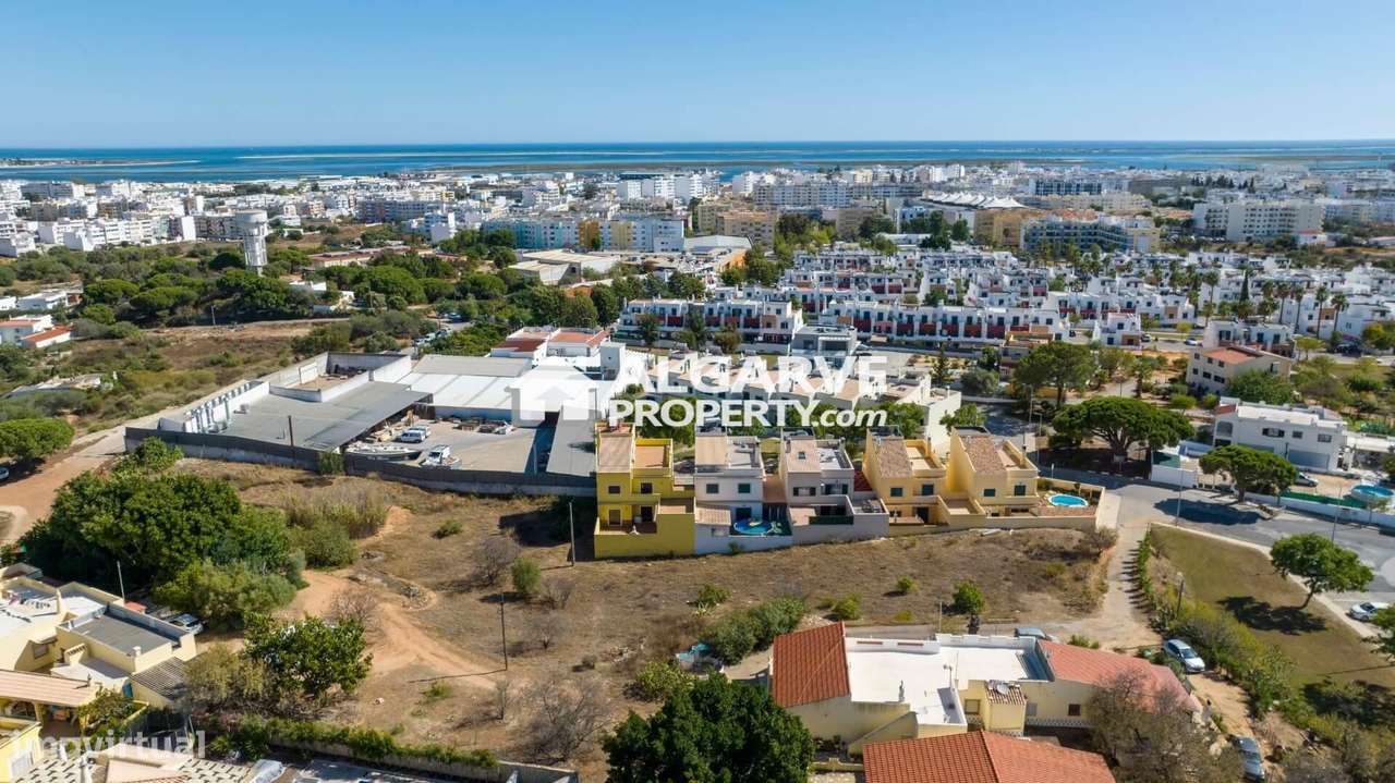 Olhão - V4 próxima de todas as comodidades e restaurantes da cidade - Grande imagem: 5/44