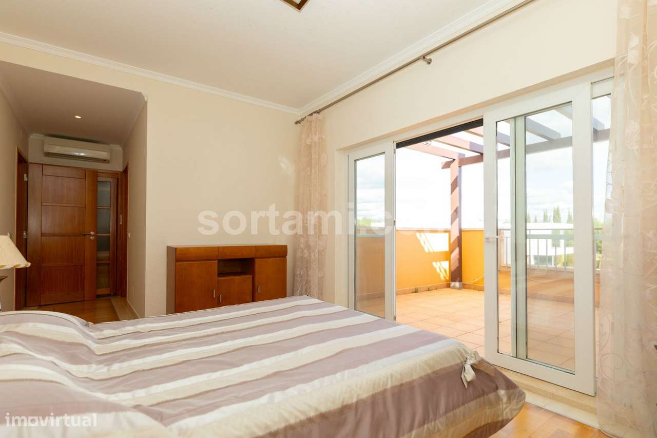 Moradia em Banda T3 Venda em Quarteira,Loulé - Grande imagem: 4/35